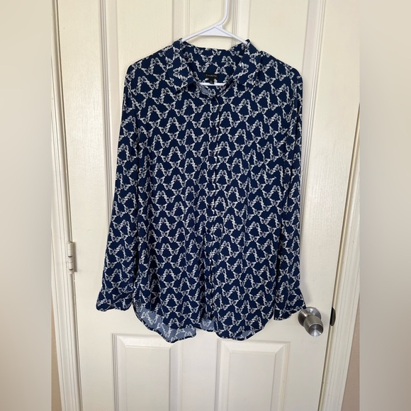 Talbots Tops - Talbots XL Navy Butterfly Print Button Front Blouse 100% Rayon